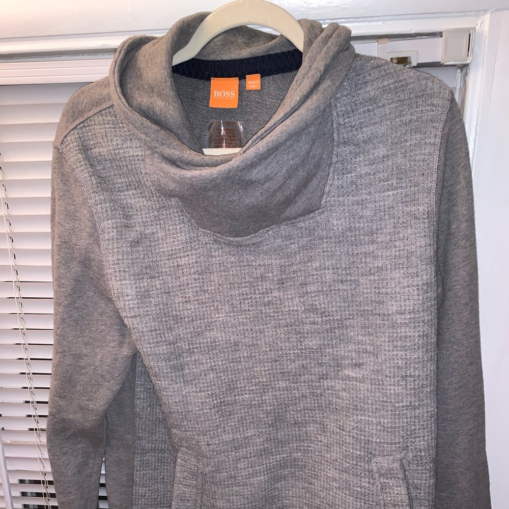 Hugo Boss Cashmere Sweater with pockets